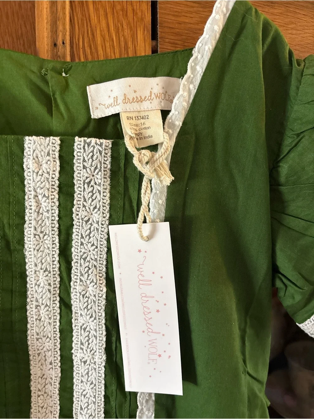 Well Dressed Wolf sleeveless green